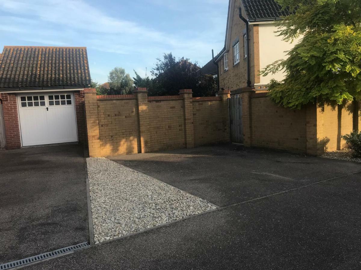 Eastbourne, Sovereign Harbour Holiday Home מראה חיצוני תמונה